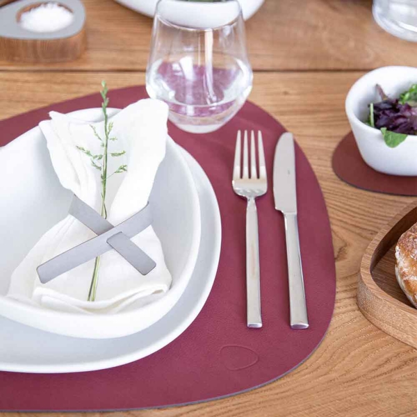 2 er Set Lind DNA Tischset Platzset curve L Nupo Red 981903 rot mit 50 ml Dekomiro Reinigungsmittel